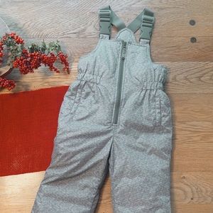 Gap Unisex Snowsuit size 3